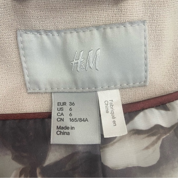 H&M Medium Length Size 6 Light Grey Coat - Picture 3 of 9